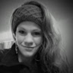 Meet your Posher, Emilee